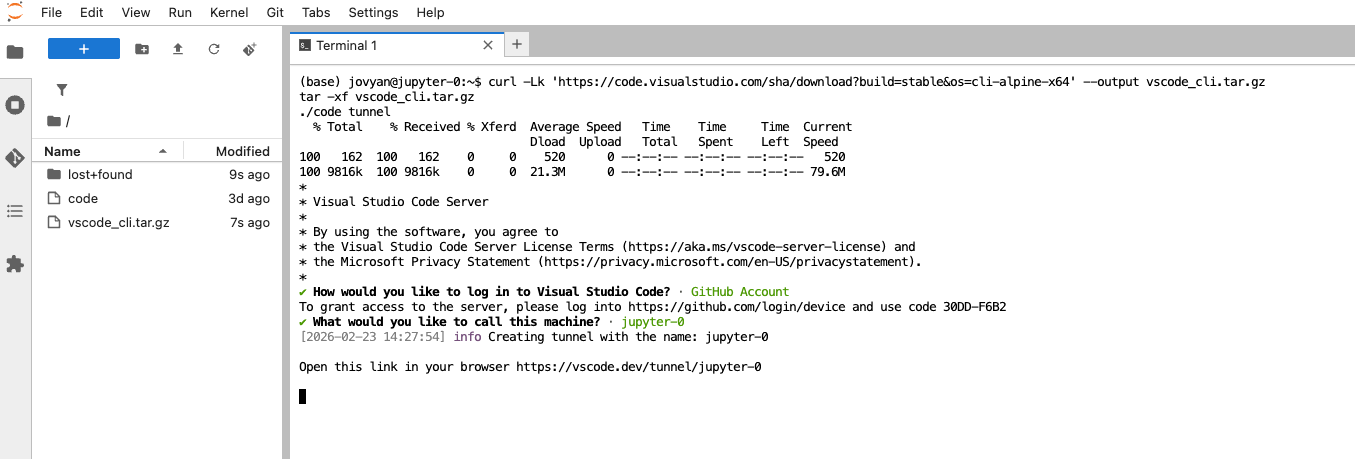 ../../../_images/kubeflow-notebook-vscode-tunnel.png